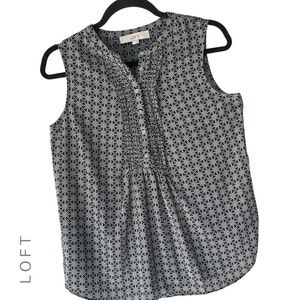 LOFT NWOT SMOCKED BUTTON FRONT FLORAL BLACK DITSY PRINT SLEEVELESS TOP | SMALL